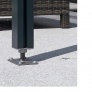 Hliníková pergola Terrassendach Premium - čirý polykarbonát s bílými pruhy / antracitová konstrukce-detail ukotvení